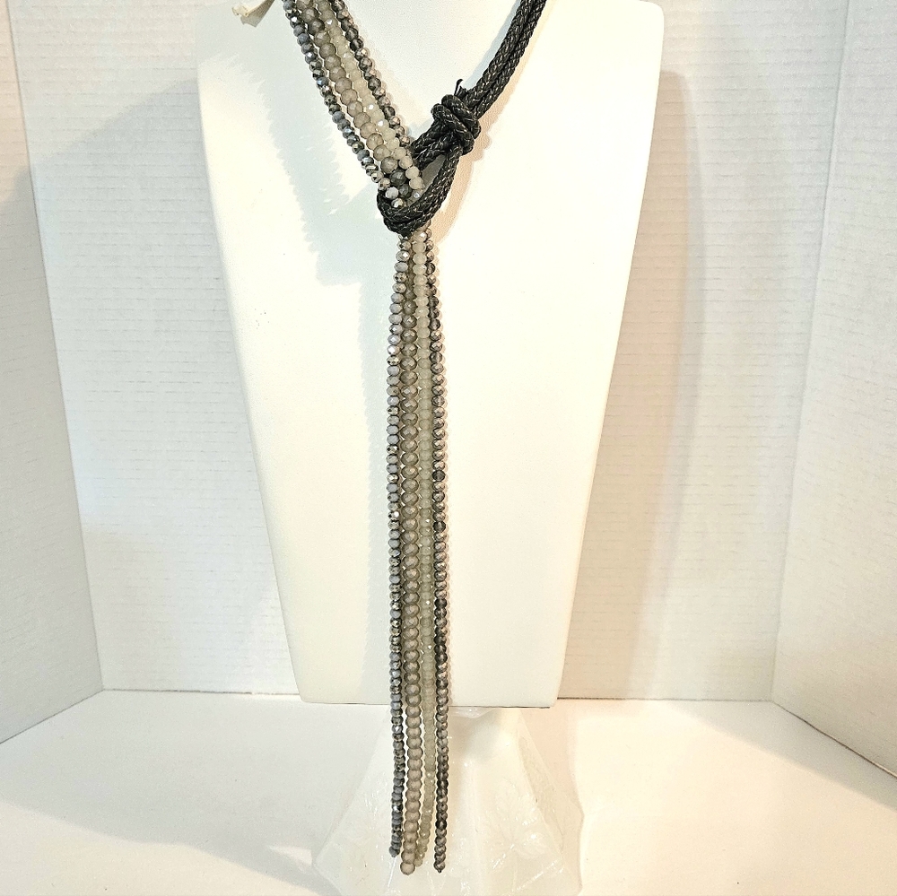 Beautiful Neutral Color Crystal Beads & Leather Necklace NWT